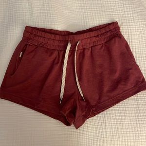 Vuori halo performance short